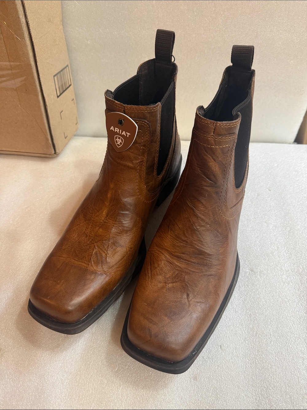 ARIAT Mens Midtown Rambler Boot Barn Brown size 13 Wide New